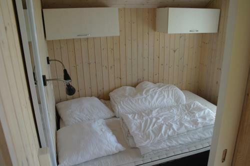 Hotel L�rkelunden Camping & Cottages