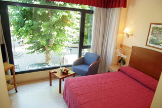 La Noyesa Hotel