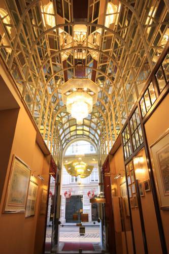 Hotel Cordial Theatre