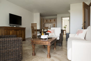 Hotel Melia Poltu Quatu