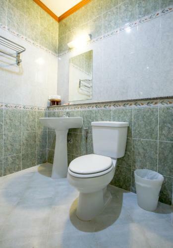 Juntra Resort & Hotel
