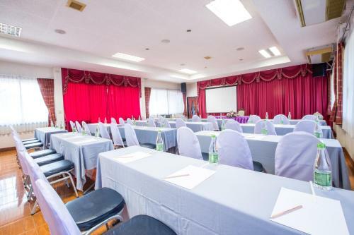 Juntra Resort & Hotel