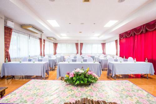 Juntra Resort & Hotel