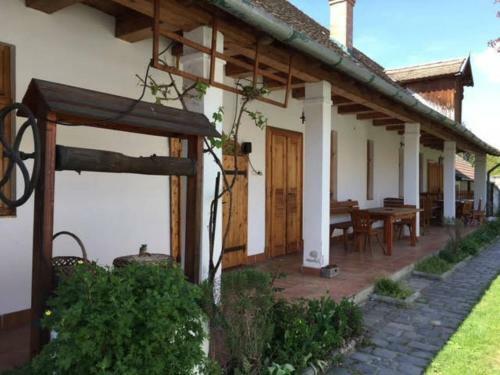 Hostal R�cz Fogad�
