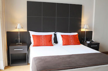 Tana Hotel