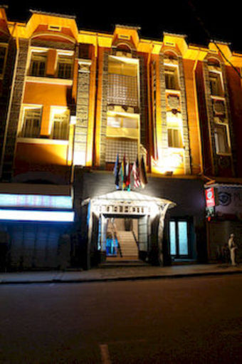 Tana Hotel