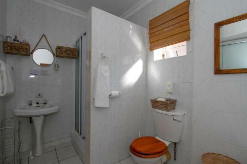 Hostal Akanan Guest House