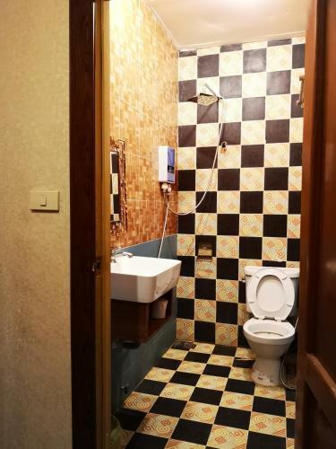 Phonethip Plaza Hotel