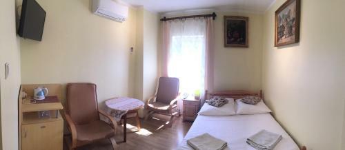 Hostal Pensjonat Przy B?oniach