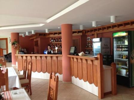 Hostal Bonanza Pensiune & Restaurant