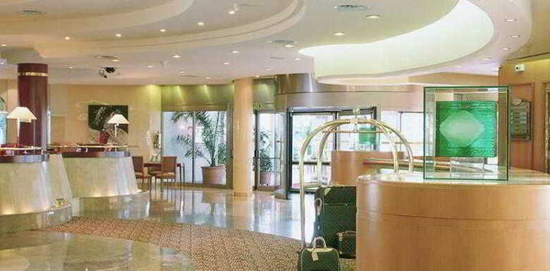 Hotel Pullman Madrid Airport & Feria