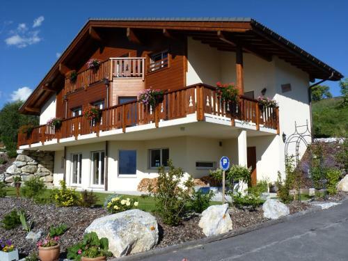 Bed & Breakfast Chalet Des Alpes