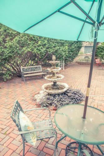Silver Heart Inn Bed And Breakfast