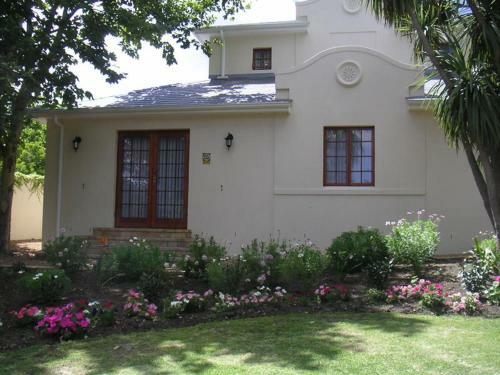 Hostal Palm House Luxury Guest House