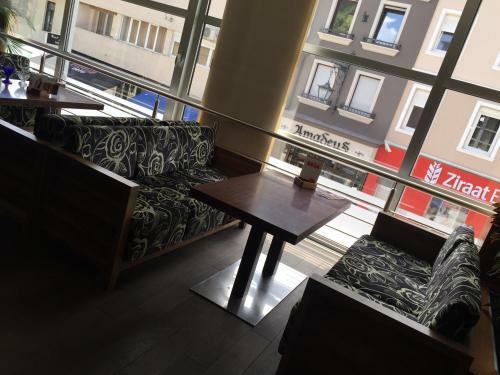 Hotel Oaza