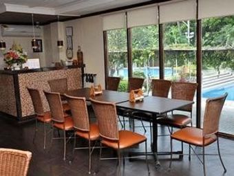 Hotel Riverview Resort And Conference Center