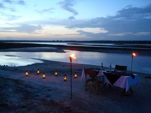 Hotel Mahoora Tented Safari Camp - Bundala