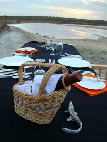 Hotel Mahoora Tented Safari Camp - Bundala