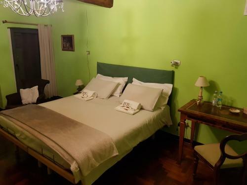 B&b44