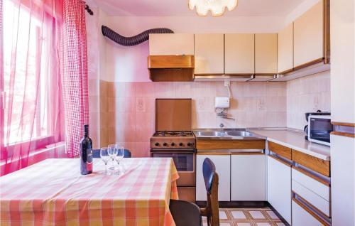 Apartment Svetvincenat 3