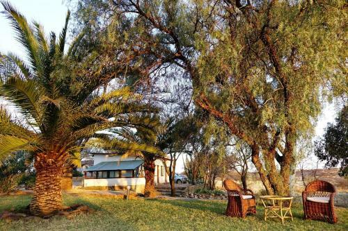 Eagle Rock Guest-farm And Business Lodge