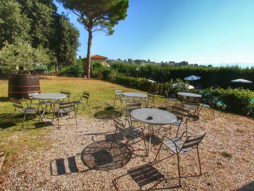 Hostal Holiday Home Marchese Gualdo Cattaneo
