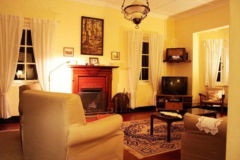 Villa Senani Colonial Holiday Bungalow
