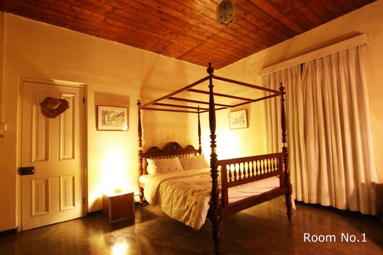 Villa Senani Colonial Holiday Bungalow