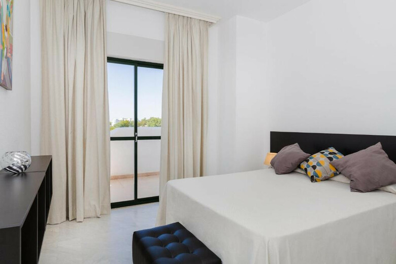 Aparthotel Apartamentos Torrenueva Park