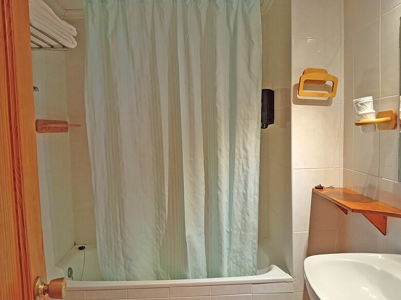 Hotel La Rueda