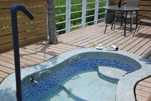 Bed & Breakfast Lotus Hostel Beicheng Zhuang