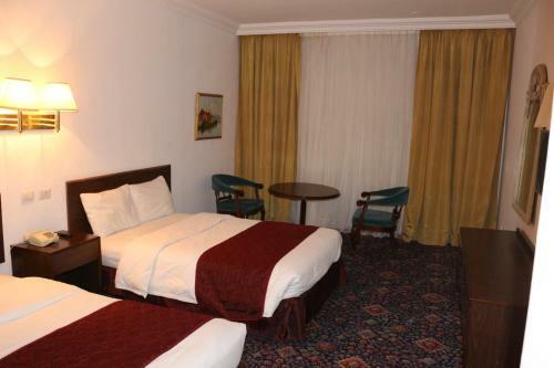 Grand View Hotel