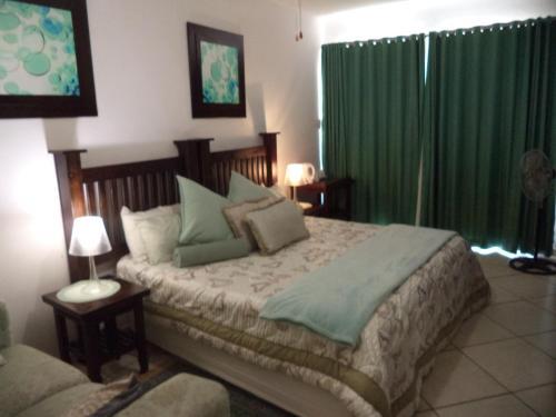 Hostal Heatherdale Guesthouse & Shuttle Services