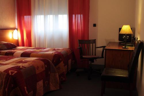 Hotel H�tel Restaurant La Bombardi�re