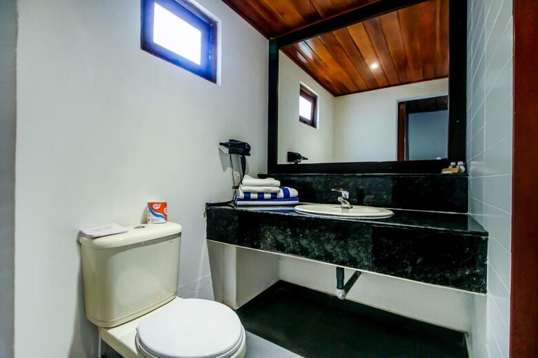 Hotel Kalla Bongo Lake Resort