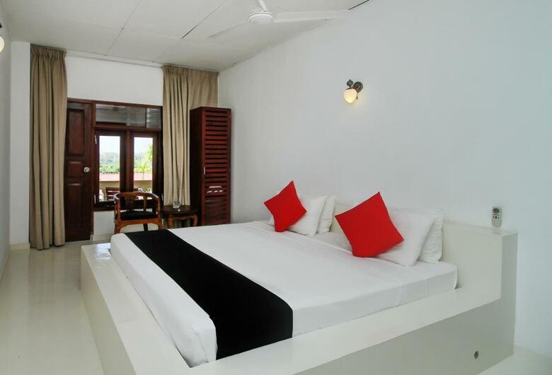 Hotel Kalla Bongo Lake Resort