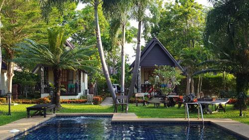 Hotel Prachuap Garden View Resort