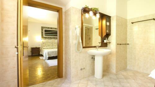 Hostal Agriturismo Casale Le Burgne