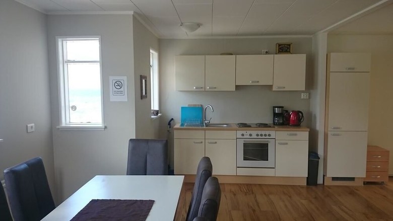 Hostal Nord Marina Guesthouse