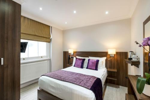 Hotel London House