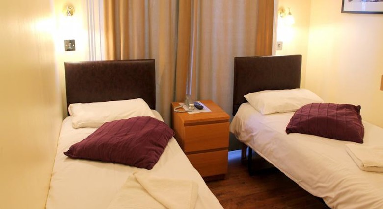 New Dawn Hotel