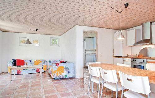 Holiday Home Markgatan M�rbyl�nga
