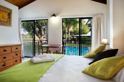 Bed & Breakfast Riverbank Lodge