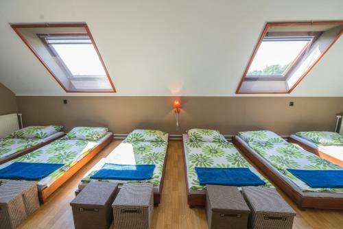 Hostal Ark�num Vend�gh�z