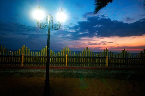 Hotel Wild Palms On Sea