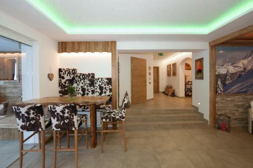 Hostal Appartements Alpin