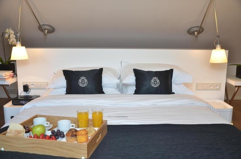 Browns Boutique Hotel & Apartments