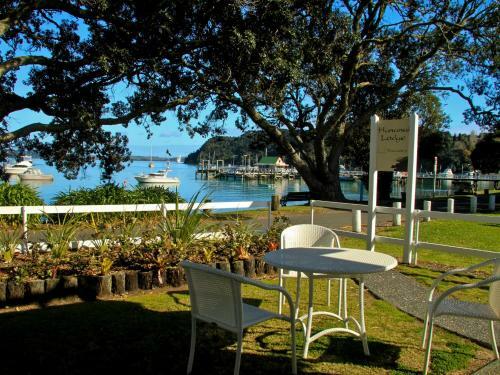Hananui Lodge And Apartments