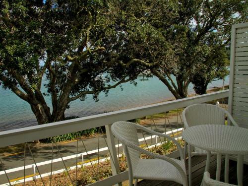 Hananui Lodge And Apartments