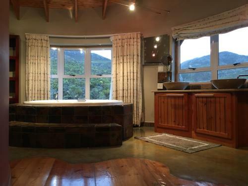 Hotel Bo Kouga Mountain Retreat
